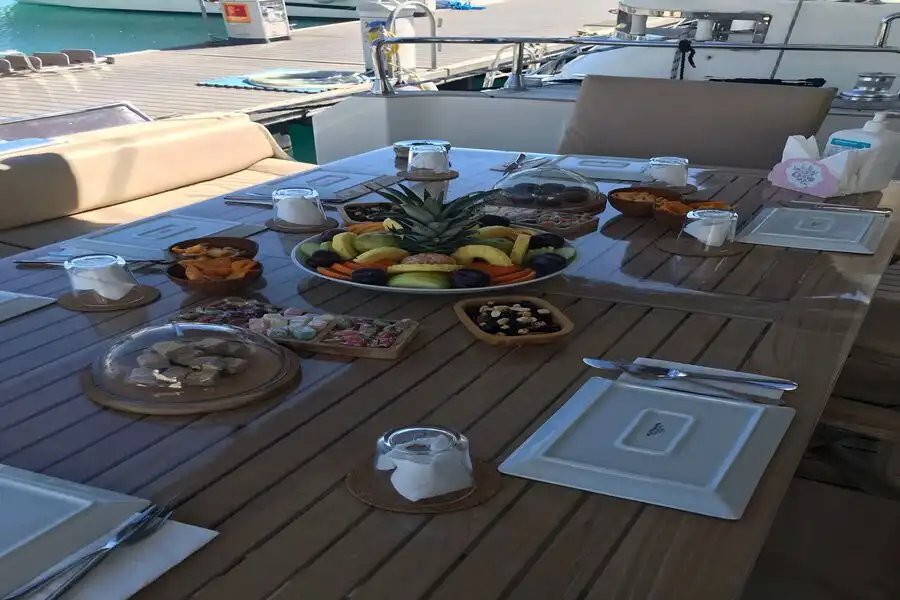 YACHT İPEK